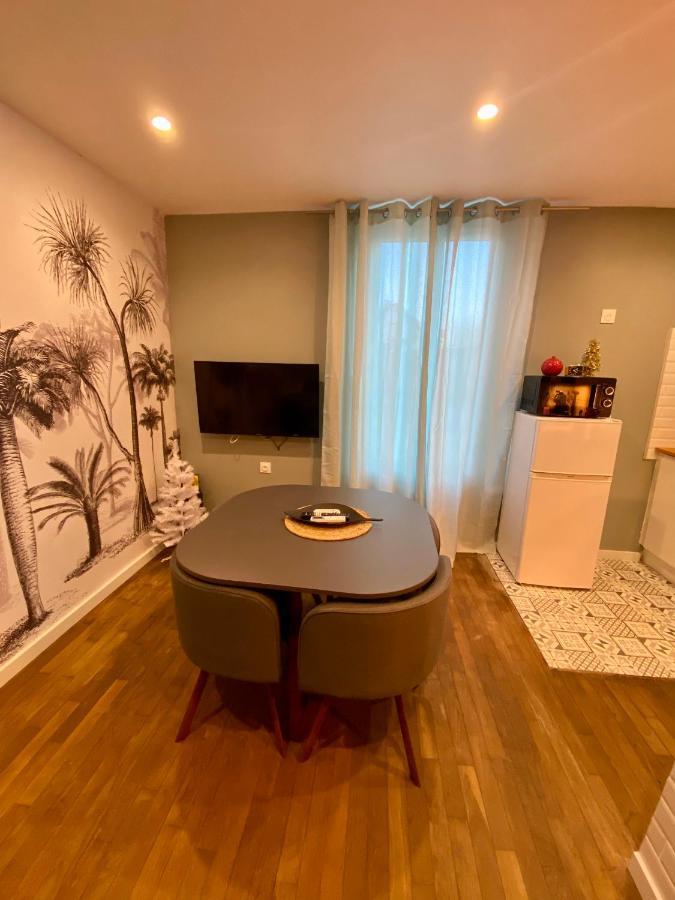 Ferienwohnung T2 Cosy / Quartier Calme / Magasins D'Usine A Proximite Saint-Julien-les-Villas Exterior foto